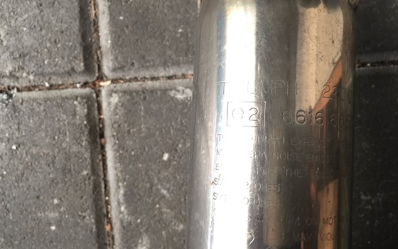 TRIUMPH Daytona/Speed Triple Originalauspuff - Bild 2