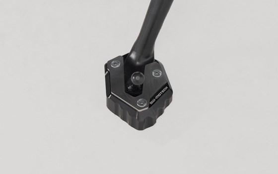 Seitenständerfuß-Verbreiterung. Schwarz/Silbern. MT-07/Trac/MotoCage,XSR700,YZF-R7 - Bild 2