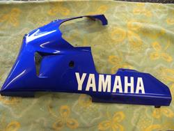 YZF-R1 Seitenverkleidung links unten YZF-R1 Seitenverkleidung links unten