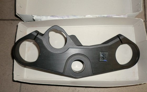 Gabelbrücke GSX-R1000 - Bild 1