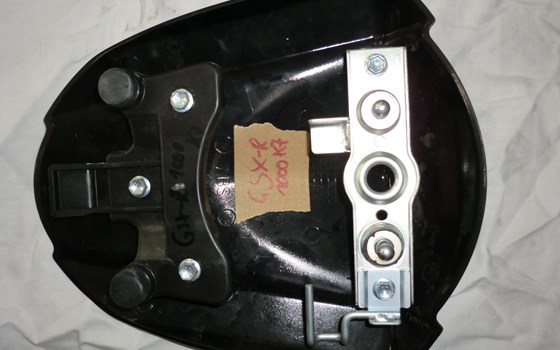 Sozius Abdeckung Suzuki GSX-R1000 K7/K8 - Bild 1