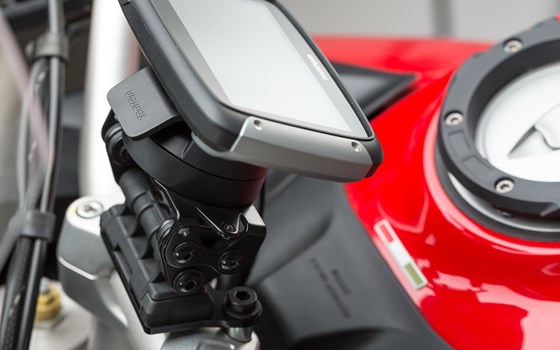 Navi-Halter am Lenker. Schwarz. Ducati Multistrada 1200/ 950/ 1260/ V2. - Bild 1