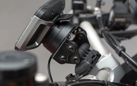 Navi-Halter am Lenker. Schwarz. Ducati Multistrada 1200/ 950/ 1260/ V2. - Bild 2 Navi-Halter am Lenker. Schwarz. Ducati Multistrada 1200/ 950/ 1260/ V2. - Bild 2
