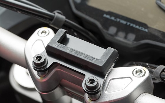 Navi-Halter am Lenker. Schwarz. Ducati Multistrada 1200/ 950/ 1260/ V2. - Bild 4