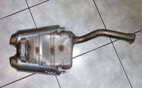 Yamaha FZ-6 Auspuffendtopf - Bild 1