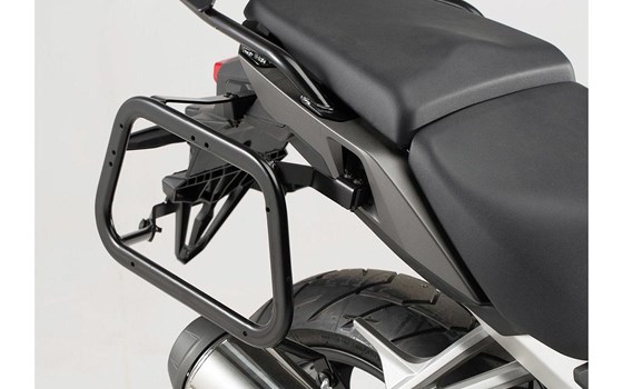 TRAX ADV Alukoffer-System. Silbern. 45/45 l. Honda VFR800X Crossrunner (15-). - Bild 4 TRAX ADV Alukoffer-System. Silbern. 45/45 l. Honda VFR800X Crossrunner (15-). - Bild 4