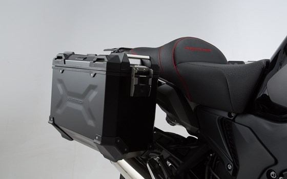 TRAX ADV Alukoffer-System. Schwarz. 37/37 l. Honda Crosstourer (11-). - Bild 2 TRAX ADV Alukoffer-System. Schwarz. 37/37 l. Honda Crosstourer (11-). - Bild 2