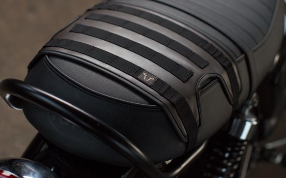 Legend Gear Satteltaschen-Halter SLS. Sitzbank-Halterung. Für Satteltaschen LS1/LS2. - Bild 2 Legend Gear Satteltaschen-Halter SLS. Sitzbank-Halterung. Für Satteltaschen LS1/LS2. - Bild 2