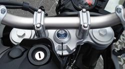 Lenkkopfverschlussk. m. E. für BMW F650GS (08-12), F700GS & F800GS (08-18) Lenkkopfverschlussk. m. E. für BMW F650GS (08-12), F700GS & F800GS (08-18)