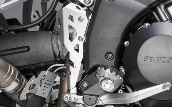 Bremspumpen-Schutz. Silbern. Suzuki V-Strom 1000 (14-19). - Bild 2