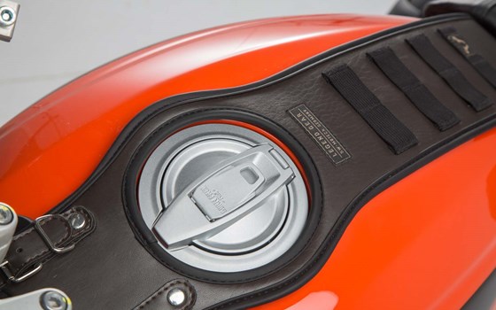 Legend Gear Tankriemen SLA. Ducati Scrambler Modelle (14-). - Bild 2
