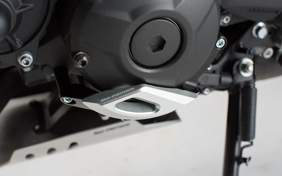 Motorgehäusedeckel-Schutz. Schwarz/Silbern. MT09/Tracer,Tracer900/GT,XSR900. - Bild 3