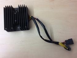 T1304045 Laderegler Speedtripple T1304045 Laderegler Speedtripple