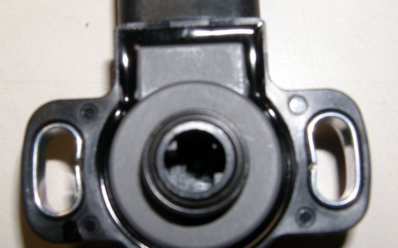 Fühler Drosselklappe Aprilia Pegas 650 - Bild 2