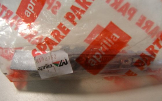 Aprilia Soziusfußraste - Bild 2