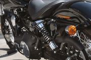 SLC Seitenträger links. Harley Dyna Modelle (09-17).