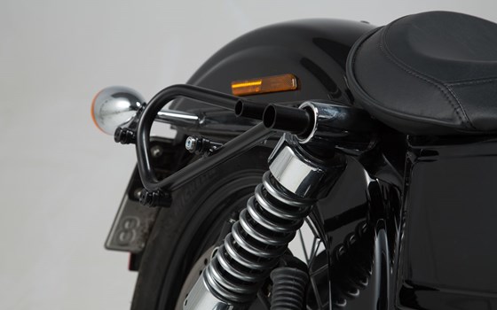SLC Seitenträger rechts. Harley Dyna Modelle (09-17). - Bild 1