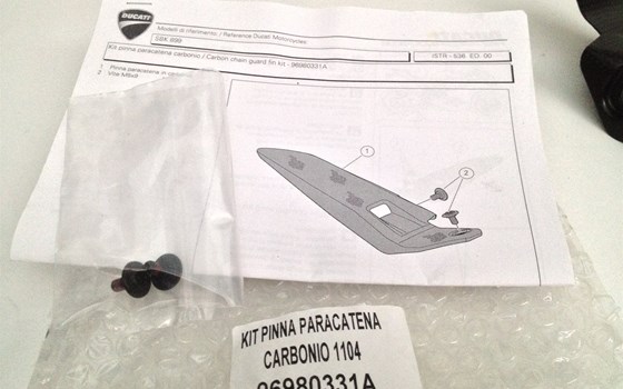 Carbon Kettenschutzflosse Panigale 899/959 - Bild 2