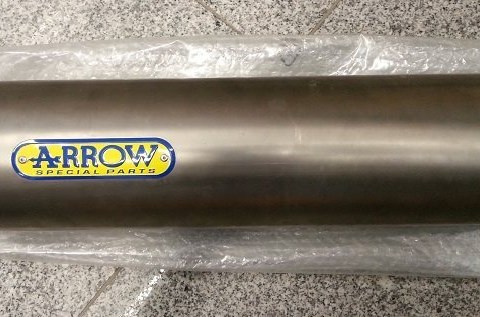 Marke: ARROW Artikelname: ARROW Slip-On Suzuki GSXR750, GSXR1000