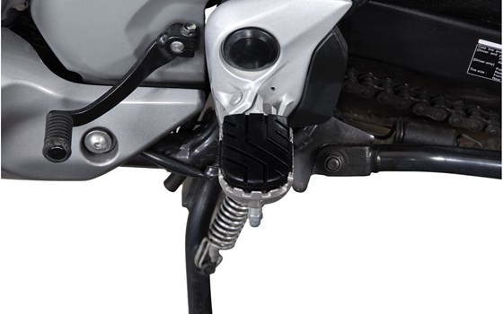 ION Fußrasten-Kit. Honda XL650V / XL700V, Moto Morini X-Cape 650. - Bild 2