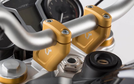 Lenkerverlegung. H=20 mm. Verlegung um 30 mm. Golden. BMW R nineT. - Bild 2