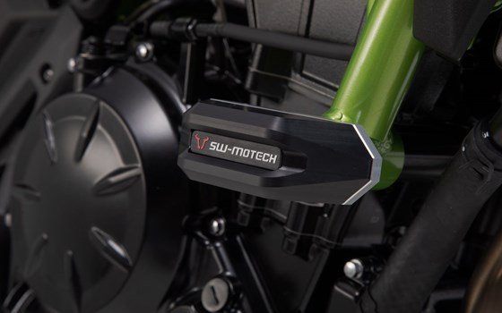 Sturzpad-Kit. Schwarz. Kawasaki Z650 (16-) / Z650RS (21-). - Bild 3