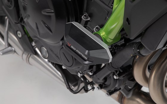 Sturzpad-Kit. Schwarz. Kawasaki Z650 (16-) / Z650RS (21-). - Bild 4