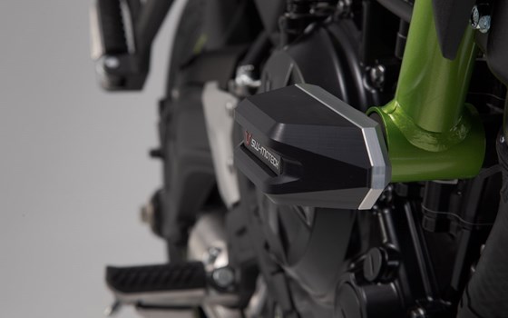 Sturzpad-Kit. Schwarz. Kawasaki Z650 (16-) / Z650RS (21-). - Bild 5