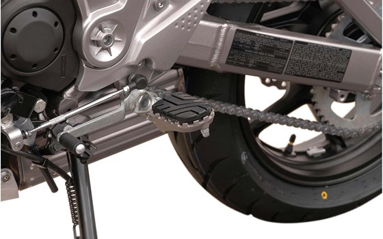 ION Fußrasten-Kit. Kawasaki Versys 650 / ZRX1200 / Z1000 / Z900RS. - Bild 1