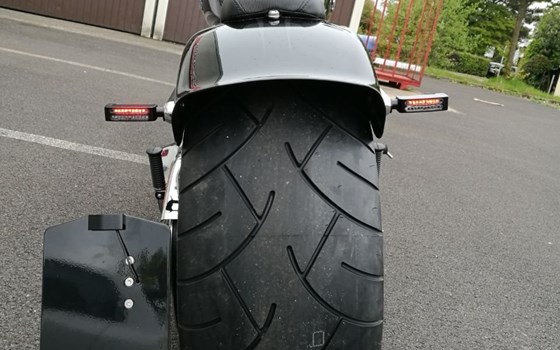 Breitreifenumbau auf 280er Reifen Softail Breakout 2017er Modelle - Bild 3