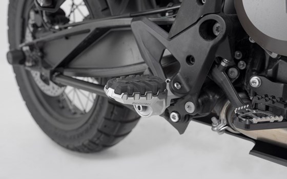 EVO Fußrasten-Kit. KTM Modelle, Husqvarna Norden 901 (21-). - Bild 1 EVO Fußrasten-Kit. KTM Modelle, Husqvarna Norden 901 (21-). - Bild 1