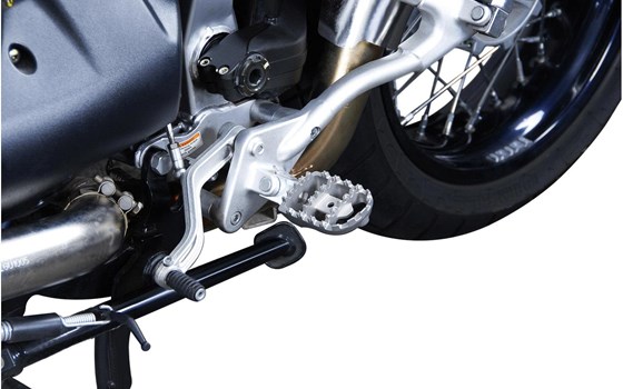 ION Fußrasten-Kit. Modellspezifisch. - Bild 1