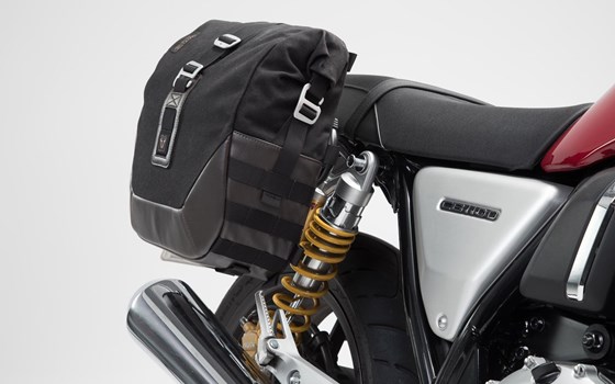 Legend Gear Seitentaschen-System LC. Honda CB1100 EX/RS (16-). - Bild 1 Legend Gear Seitentaschen-System LC. Honda CB1100 EX/RS (16-). - Bild 1