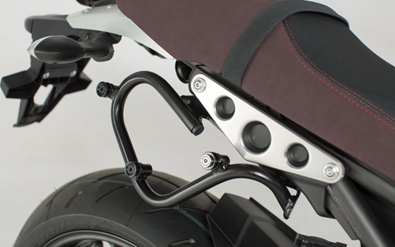 Legend Gear Seitentaschen-System LC Black Edition. Yamaha XSR900 (15-21). - Bild 3