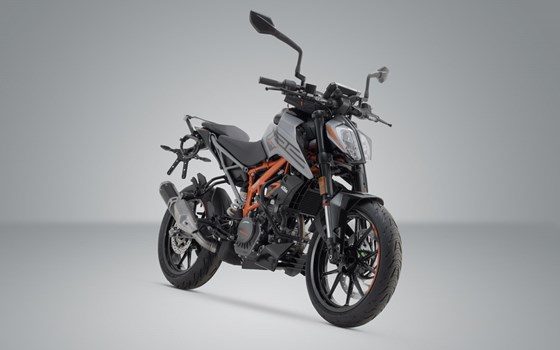 SLC Seitenträger rechts. KTM 125 / 390 Duke (17-23). - Bild 2