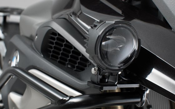 Scheinwerfer-Halter f. orig. BMW-Nebelscheinwerfer. Schwarz. BMW R 1200 GS (12-18), R 1250 GS (21-). - Bild 1