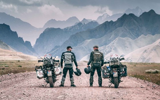 SW-MOTECH Sticker Bulle. 130 x 97 mm. Reflektierend. Rot. - Bild 3