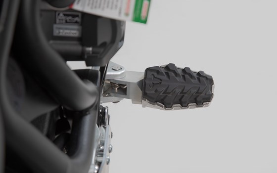 EVO Fußrasten-Kit. Triumph Tiger 800/ 900/ 1200, Scrambler 1200. - Bild 2