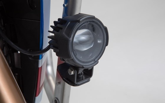 Scheinwerfer-Halter. Schwarz. Honda CRF1000L Adv Sports (18-). - Bild 1 Scheinwerfer-Halter. Schwarz. Honda CRF1000L Adv Sports (18-). - Bild 1