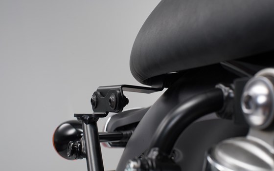 Adapter für SLC Seitenträger links. Für Bonneville T100/T120 (15-) ohne orig. Halteb. - Bild 2