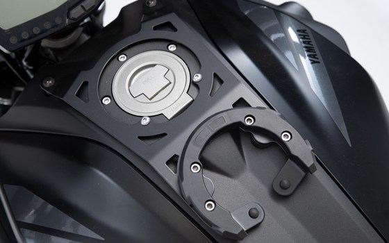 EVO Tankring. Schwarz. Yamaha MT-07 (18-20). - Bild 1