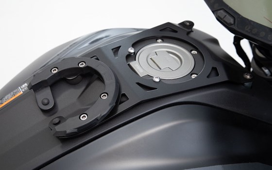 EVO Tankring. Schwarz. Yamaha MT-07 (18-20). - Bild 2 EVO Tankring. Schwarz. Yamaha MT-07 (18-20). - Bild 2