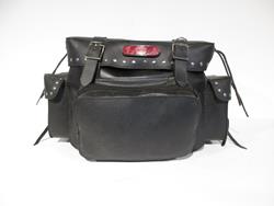 Leder Hecktasche mit Nieten