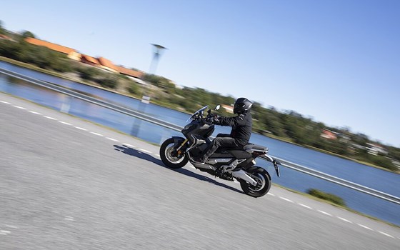 Öhlins STX 46 Street Stoßdämpfer - HO 734 - Bild 1