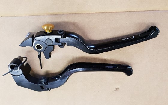 Kupplungs-und Bremsheble Rizoma - Bild 1 Kupplungs-und Bremsheble Rizoma - Bild 1