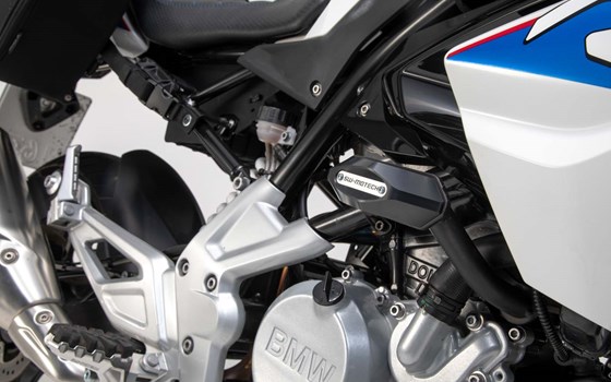 Sturzpad-Kit. Schwarz. BMW G 310 R (16-20). - Bild 3 Sturzpad-Kit. Schwarz. BMW G 310 R (16-20). - Bild 3