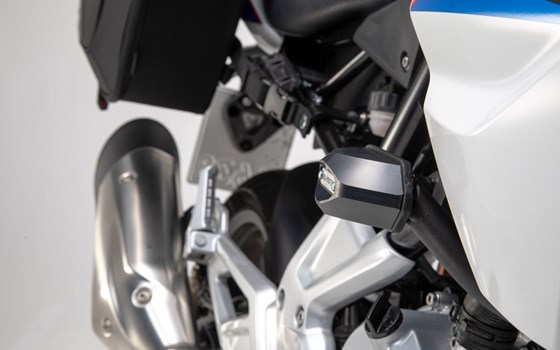 Sturzpad-Kit. Schwarz. BMW G 310 R (16-20). - Bild 4 Sturzpad-Kit. Schwarz. BMW G 310 R (16-20). - Bild 4