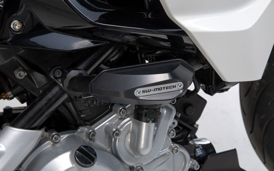 Sturzpad-Kit. Schwarz. BMW G 310 R (16-20). - Bild 5