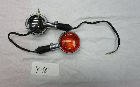 Blinker vorne paar Original  XV 750 Virago - Bild 2 Blinker vorne paar Original  XV 750 Virago - Bild 2