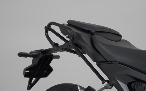 Legend Gear Seitentaschen-System LC Black Edition. Honda CB300R (18-) / CB125R (18-). - Bild 3 Legend Gear Seitentaschen-System LC Black Edition. Honda CB300R (18-) / CB125R (18-). - Bild 3